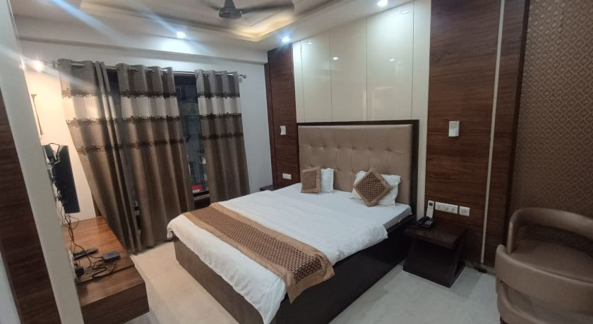 HD Luxury Home Stay in Delhi
