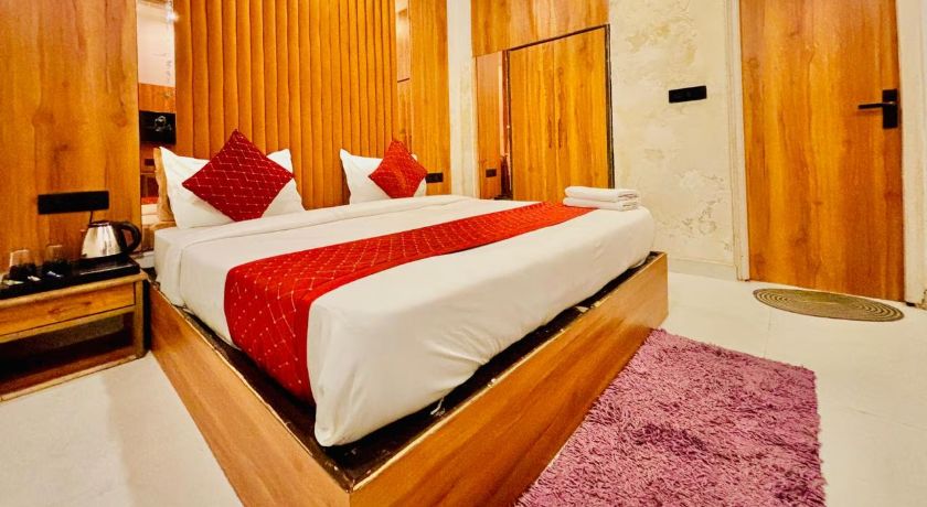 Hotel Luxury Villa in Delhi