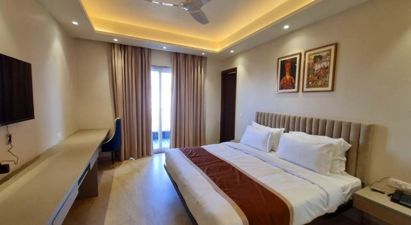 Hotel Aadat in Gurgaon