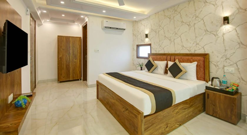 Hotel The Emporio Grand in Ghaziabad