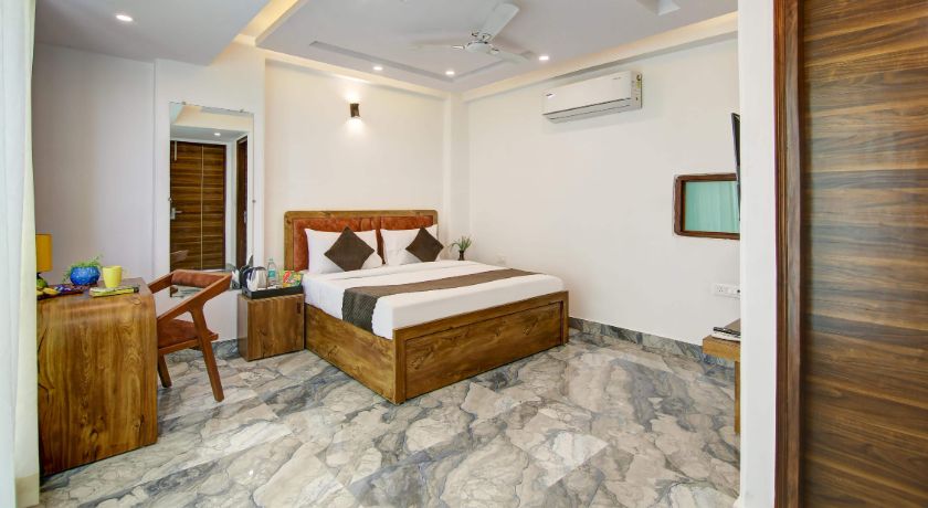 Hotel The Emporio Grand in Ghaziabad