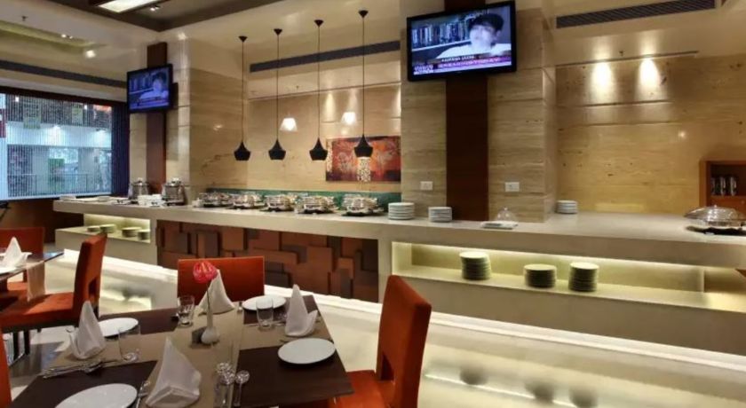 Mahagun Sarovar Portico Suites in Ghaziabad