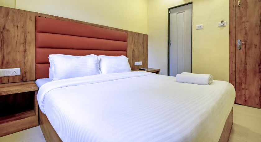 Hotel Deluxe in Mumbai