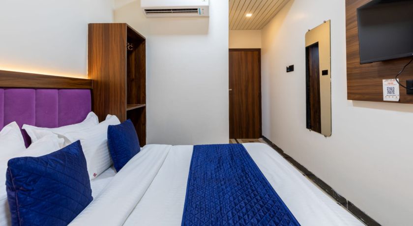 Hotel Ananta in Mumbai