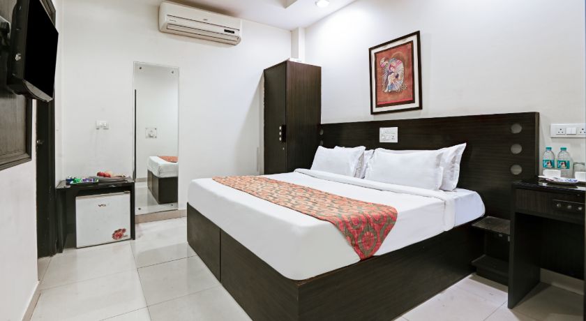 Hotel Amby Inn in Delhi