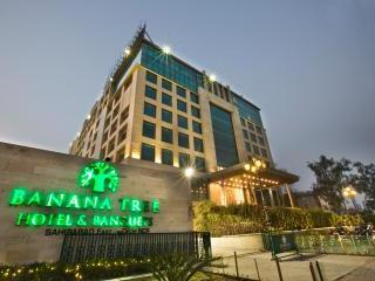 Hotel Banana Tree in Ghaziabad