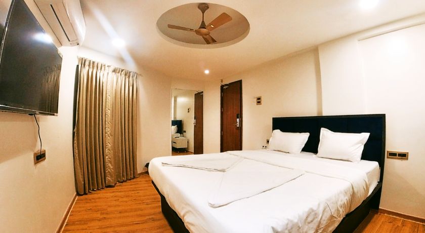 4 Points Lodging And Boarding in Pune