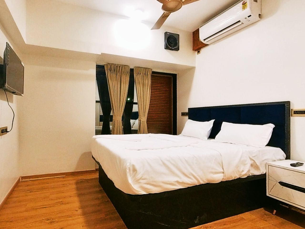 4 Points Lodging And Boarding in Pune