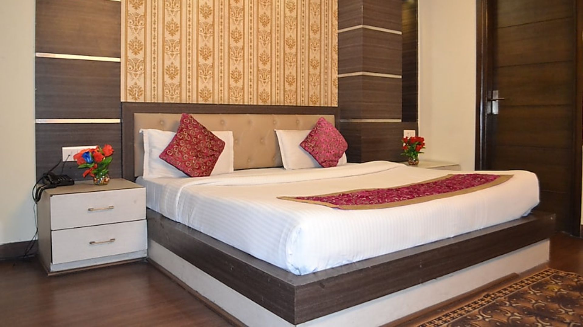 Hotel Sunshine Inn in Ghaziabad