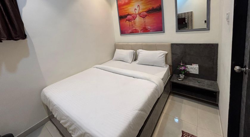 Hotel Dhan Laxmi Residency in Mumbai