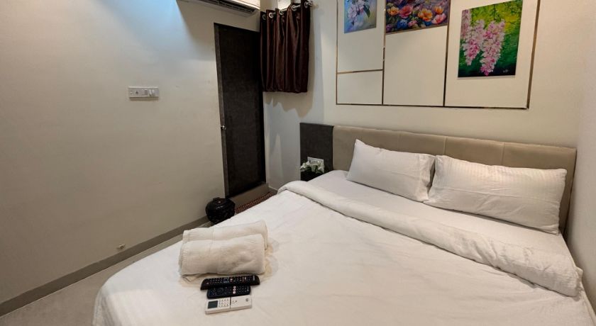 Hotel Dhan Laxmi Residency in Mumbai