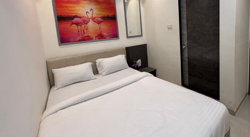 Hotel Dhan Laxmi Residency in Mumbai