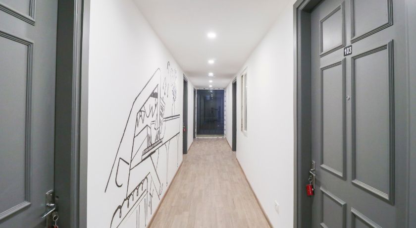 Hotel Townhouse in Noida