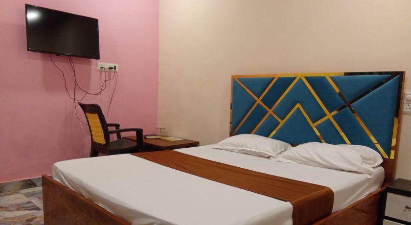 Hotel Dhruva Palace in Panvel