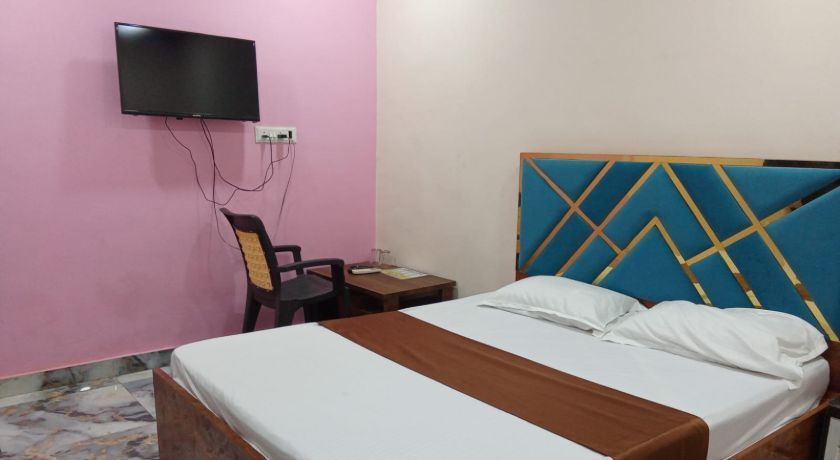 Hotel Dhruva Palace in Panvel