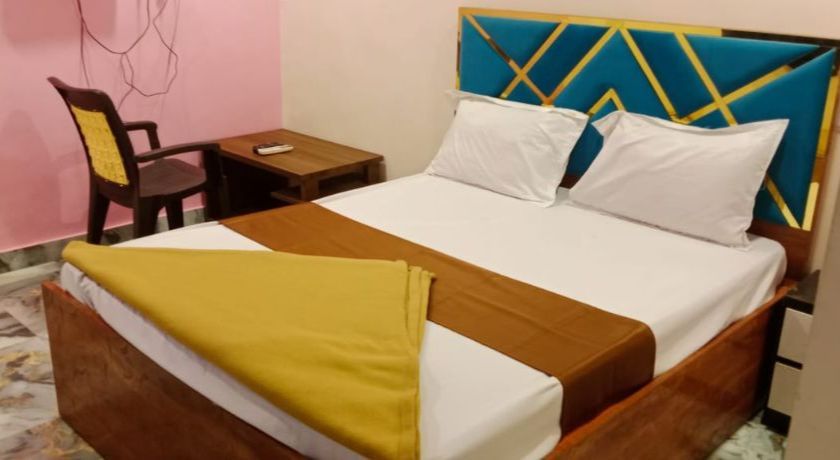 Hotel Dhruva Palace in Panvel