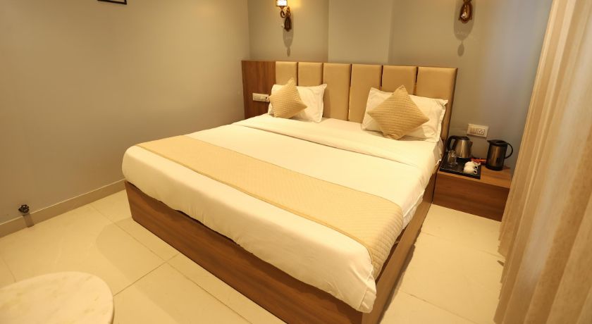 Hotel Trinay in Jaipur