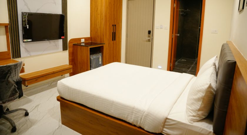 Lemonridge Hotels IDPL Balanagar in Hyderabad