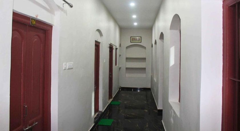 Hotel Yubraj in Puri