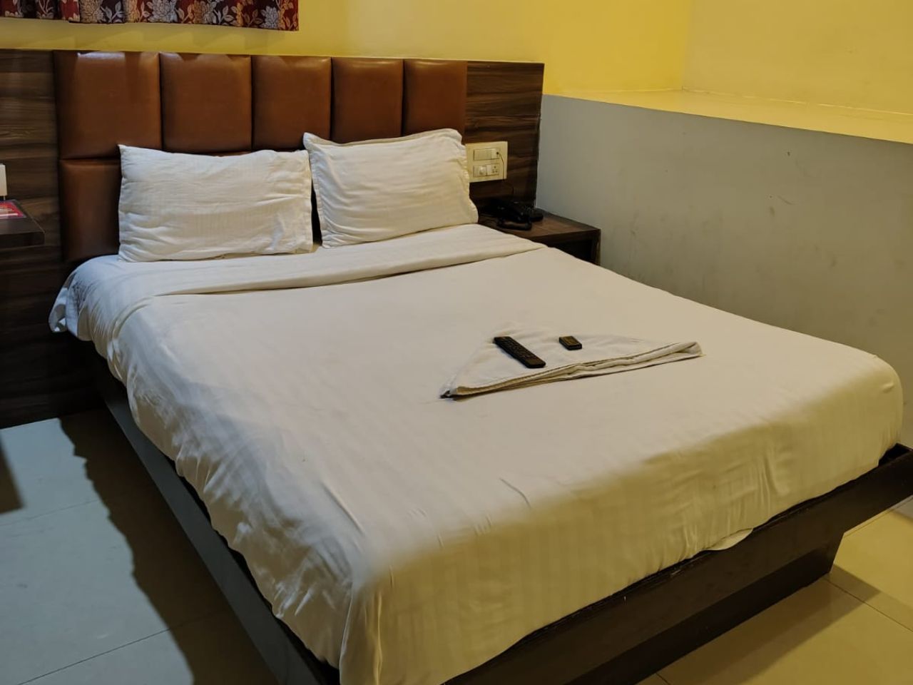 Hotel Aone Suite in Mumbai