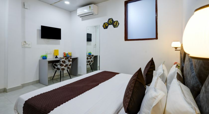 Hotel Warm Welcome Inn Noida in Noida