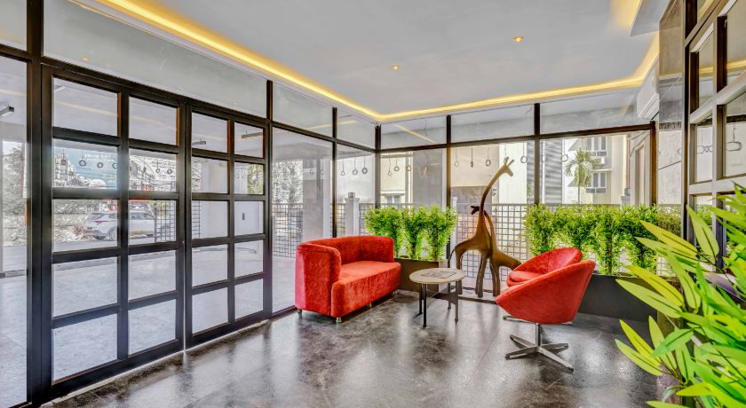 Blossoms Hotel in Chennai