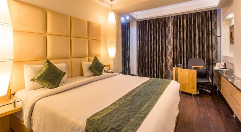 Airport Hotel Grand in Delhi
