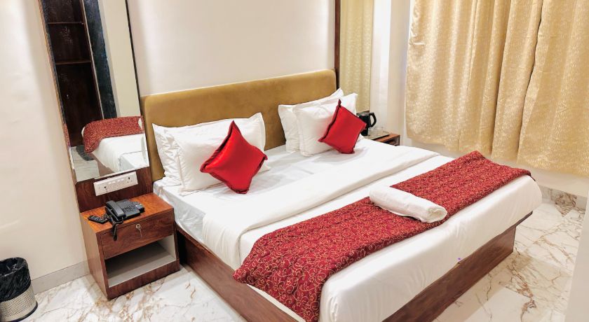 Hotel The Ceremony in Thane