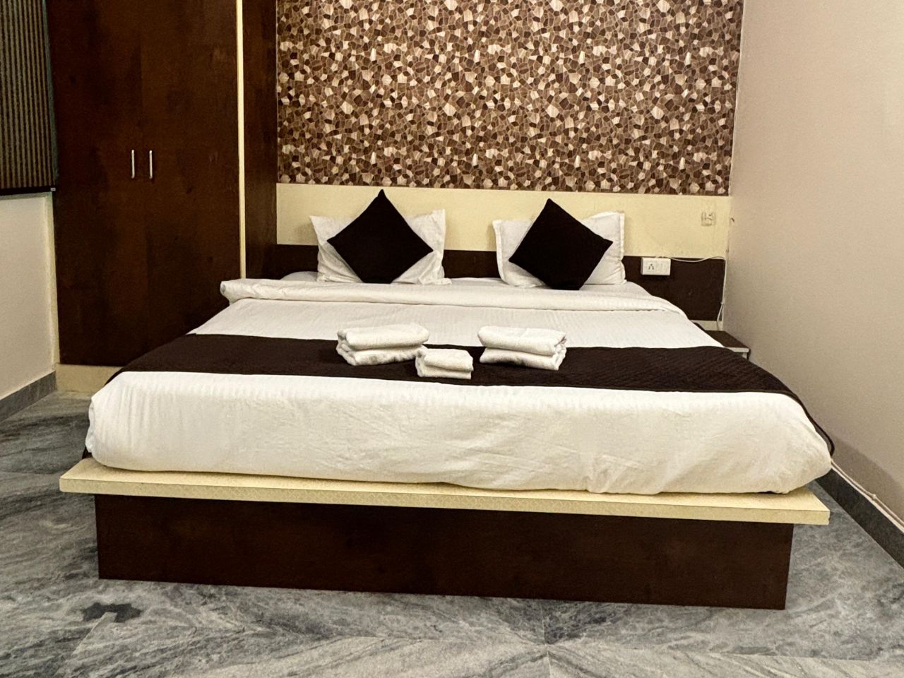 Hotel Arya Inn in Jaipur