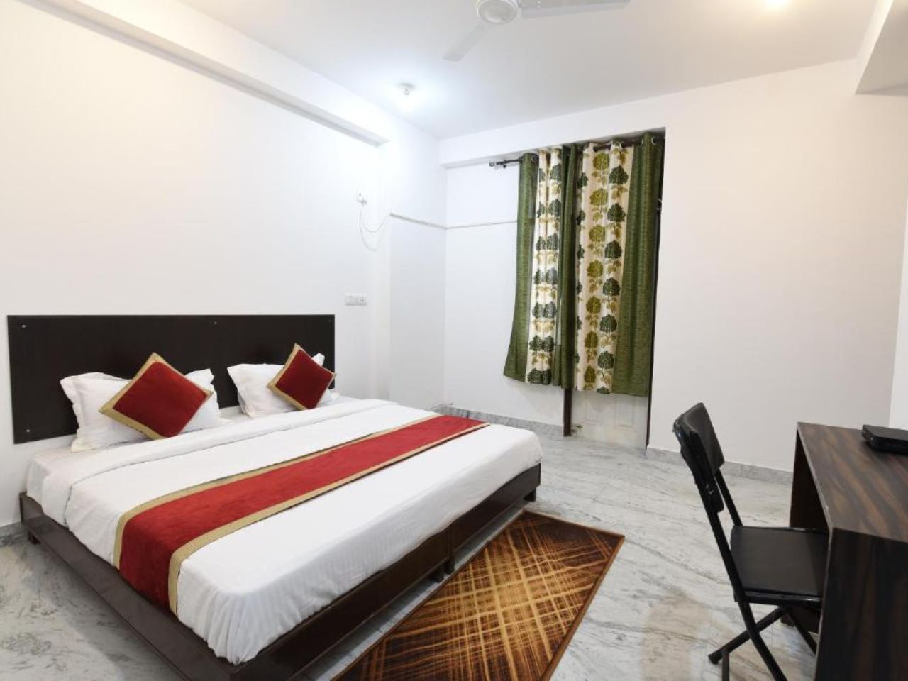 Ooak Hotels in Noida