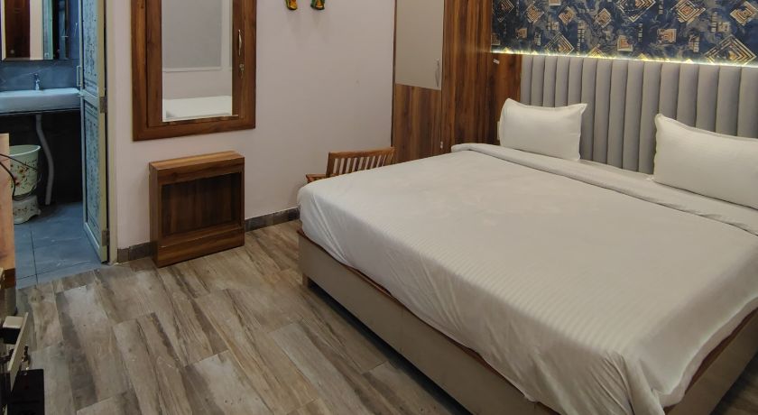 Hotel Strawberry in Chandigarh