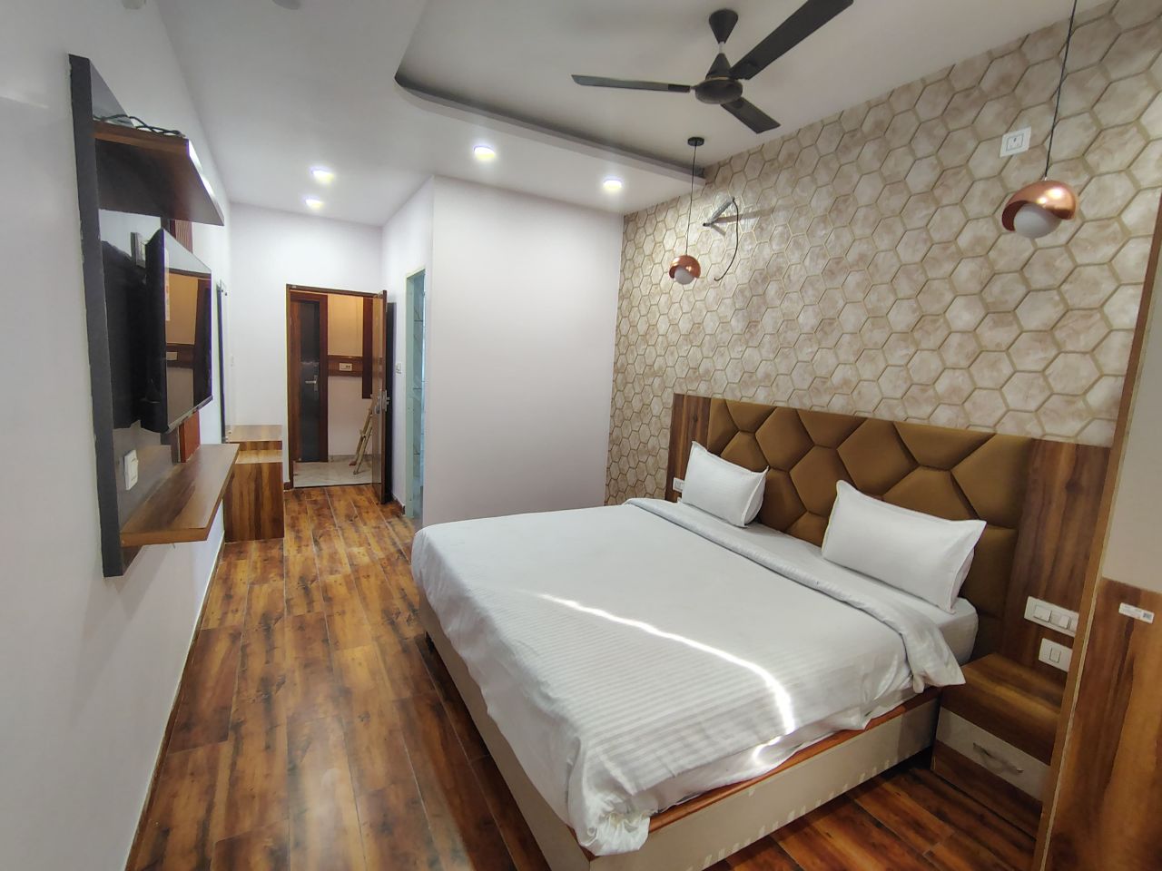 Hotel Strawberry in Chandigarh