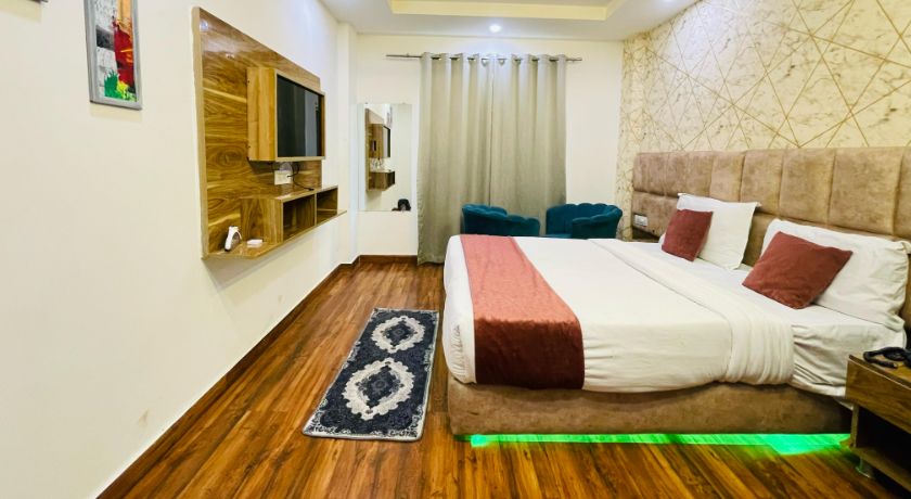 Hotel Royal Palace in Delhi