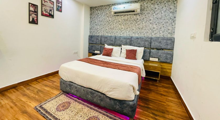 Hotel Royal Palace in Delhi