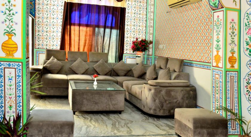 Mahal Rajwada Resort in Jaipur