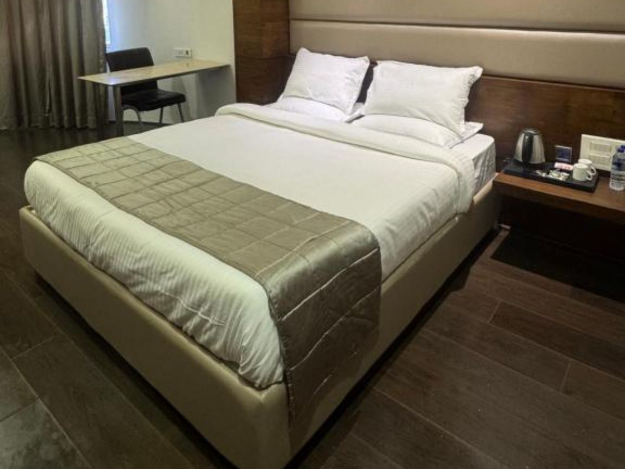 Hotel Dakshin Grandeur in Navi Mumbai