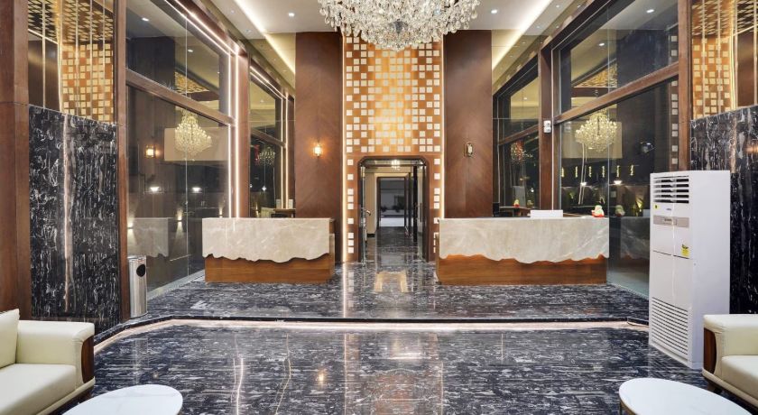 Hotel Everest Regency in Pune