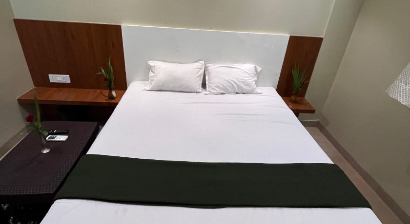 Hotel Sun Lodging and Boarding in Thane