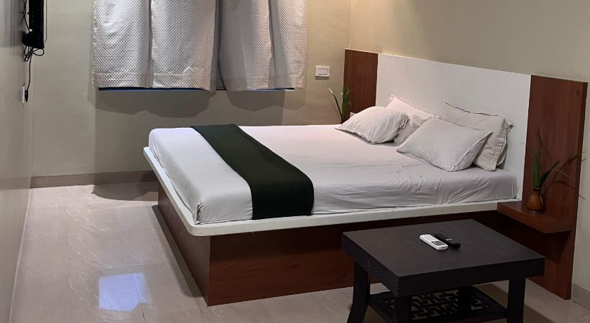 Hotel Sun Lodging and Boarding in Thane