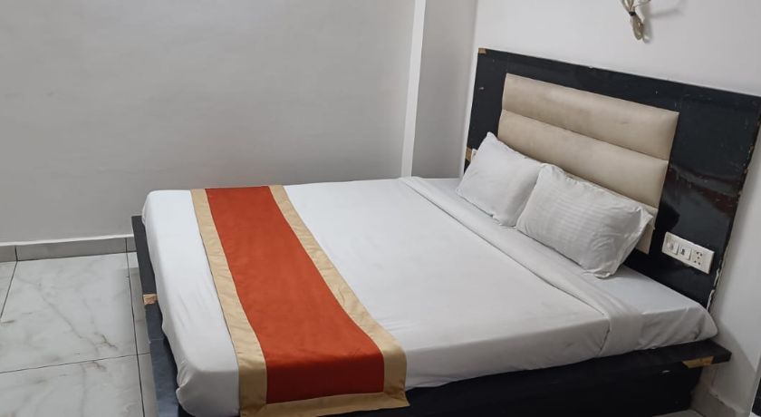 Hotel Radhey Residency in Delhi