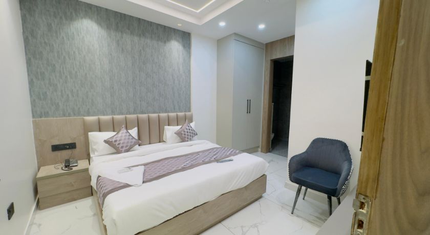 Hotel 7 Star in Delhi