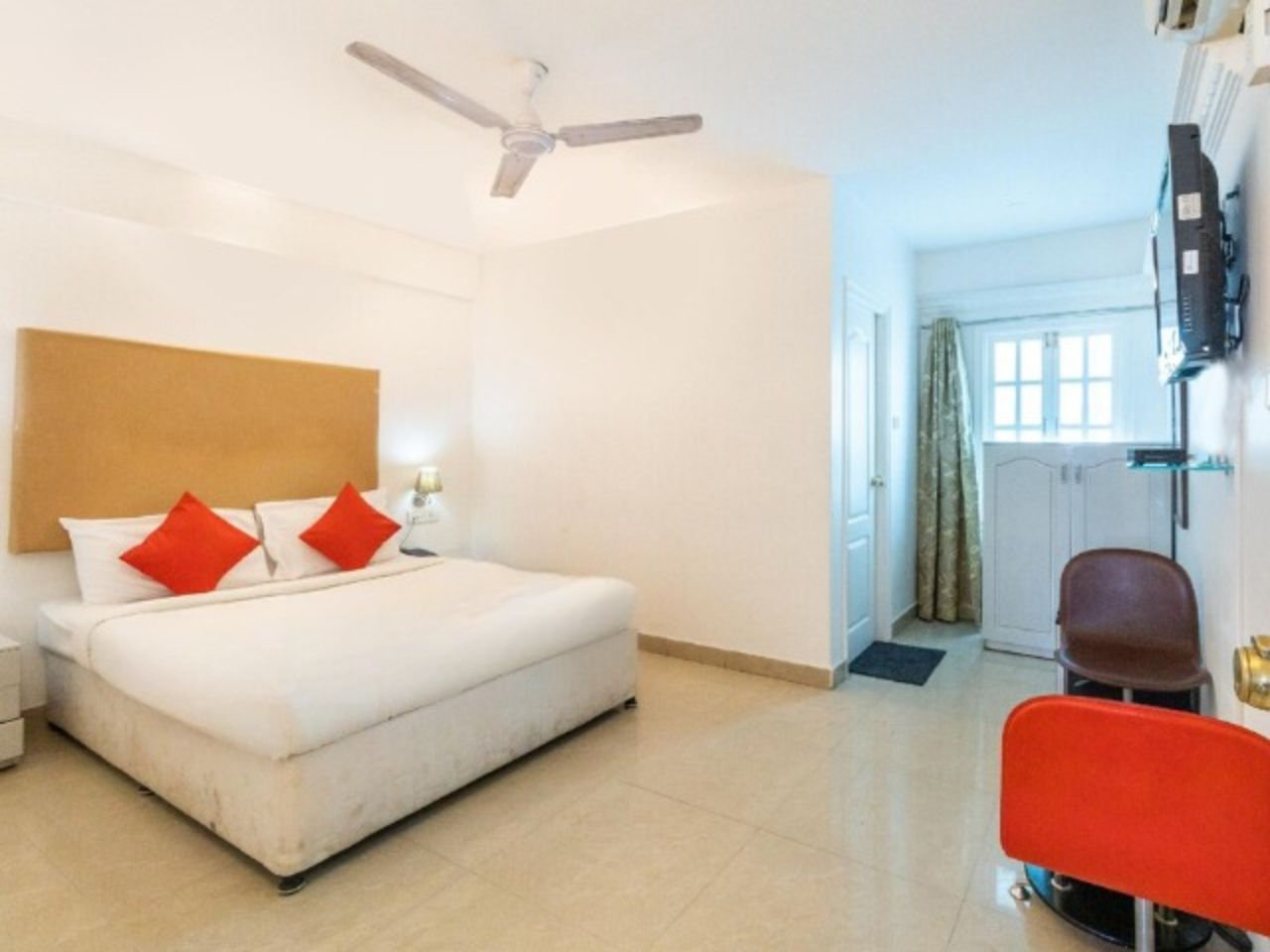 Hotel Fiesta Grand in Bangalore