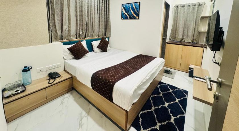 Hotel Legend in Ahmedabad