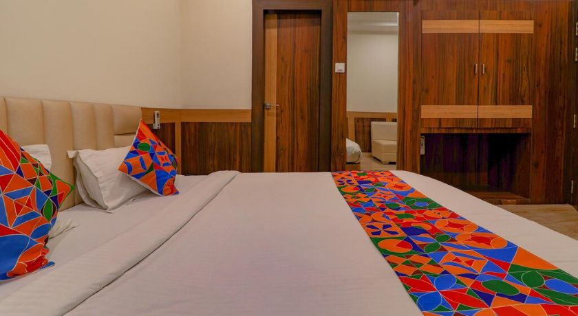 Hotel Tirupati Galaxy in Kanpur