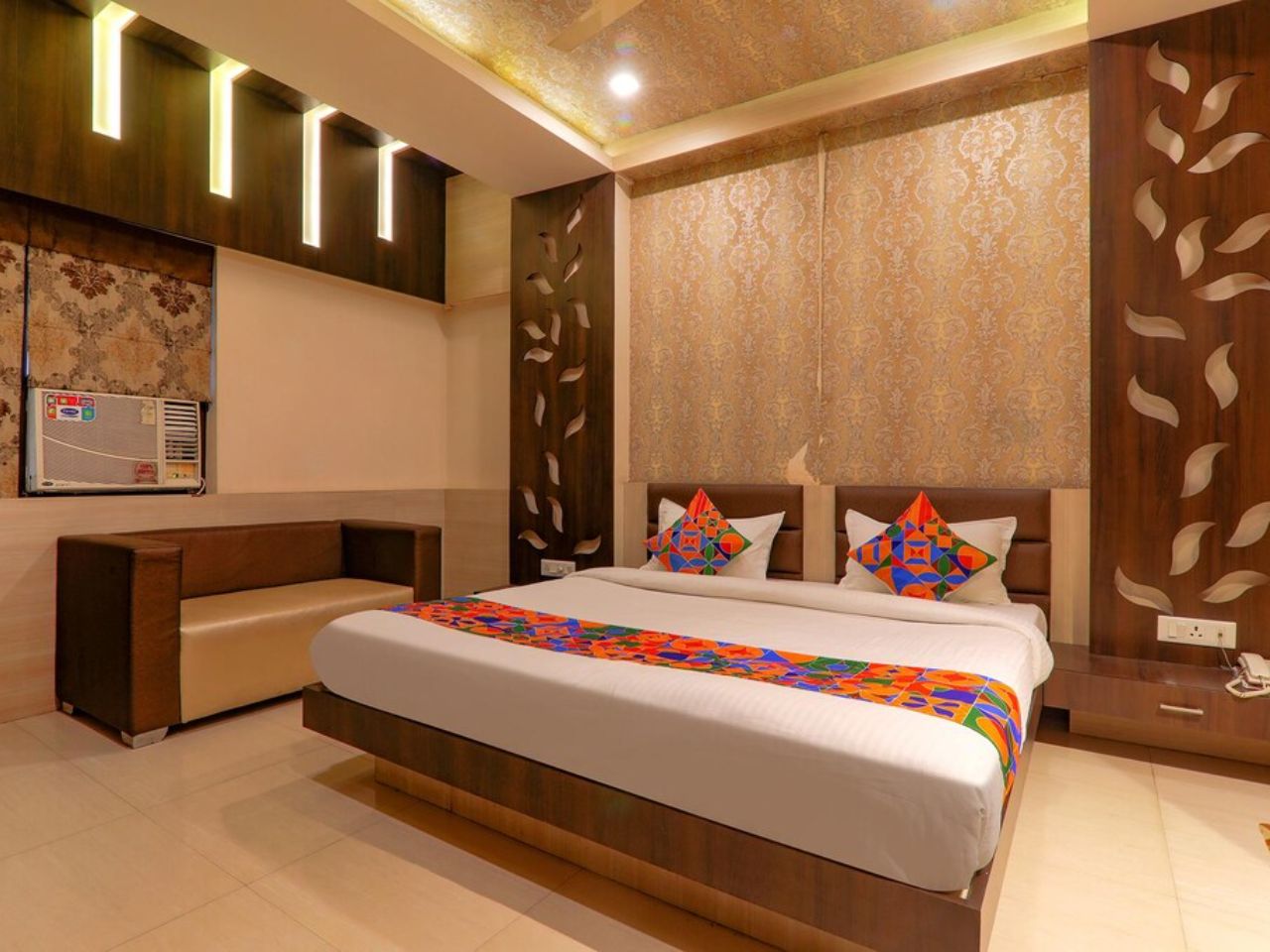 Hotel Tirupati Galaxy in Kanpur