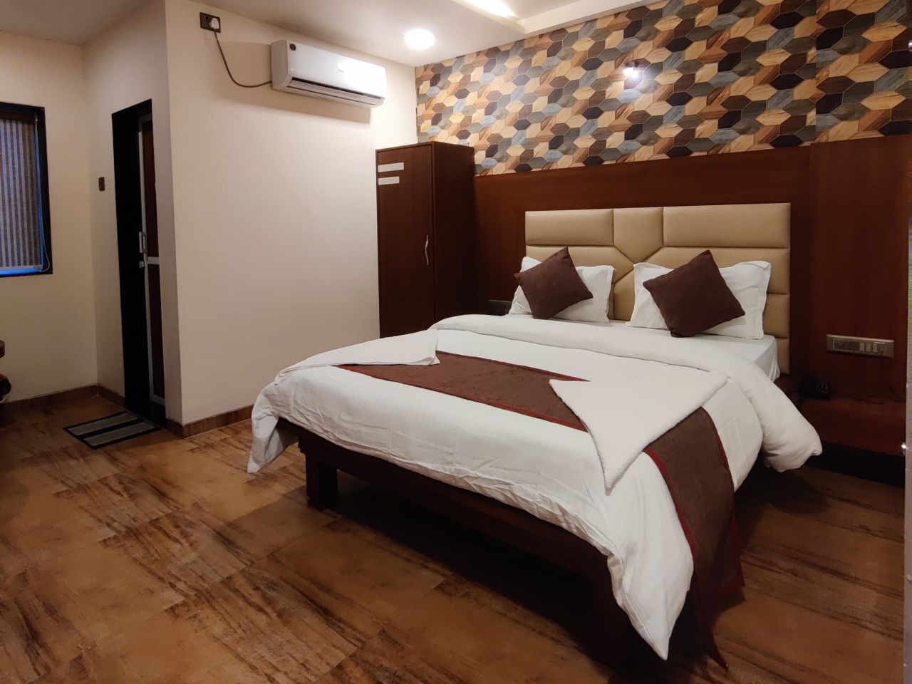 Hotel Sai Residency in Thane