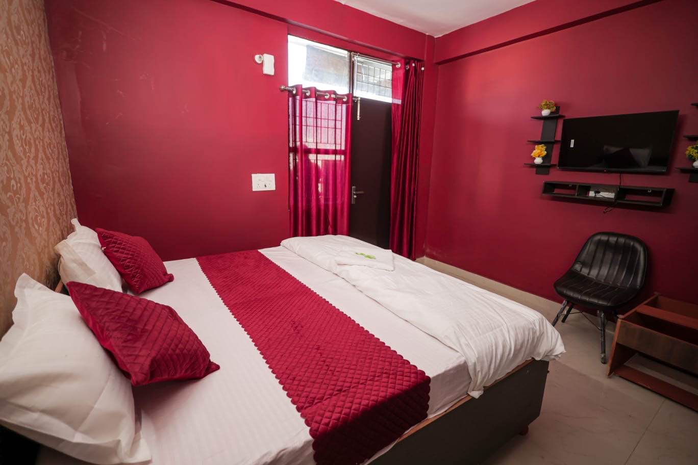 Hotel Spark Inn in Noida