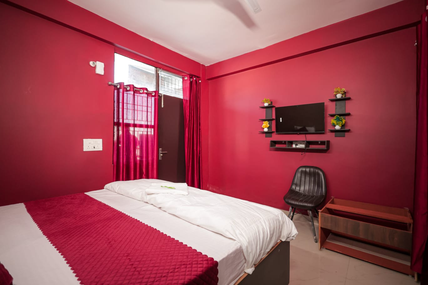 Hotel Spark Inn in Noida