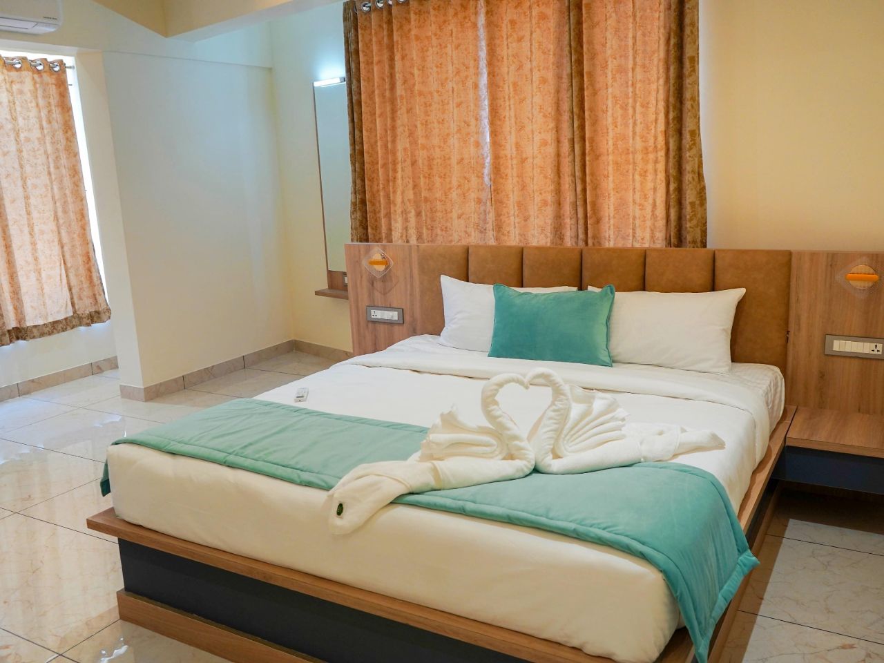 Hotel Opera Grand in Mangalore