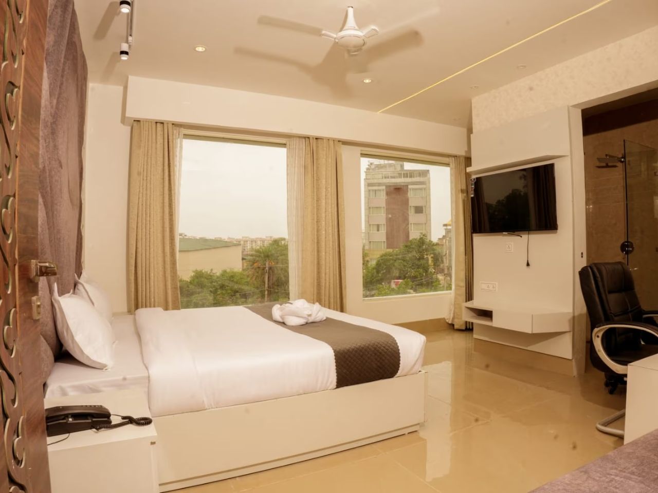 Hotel Lime Tree in Zirakpur